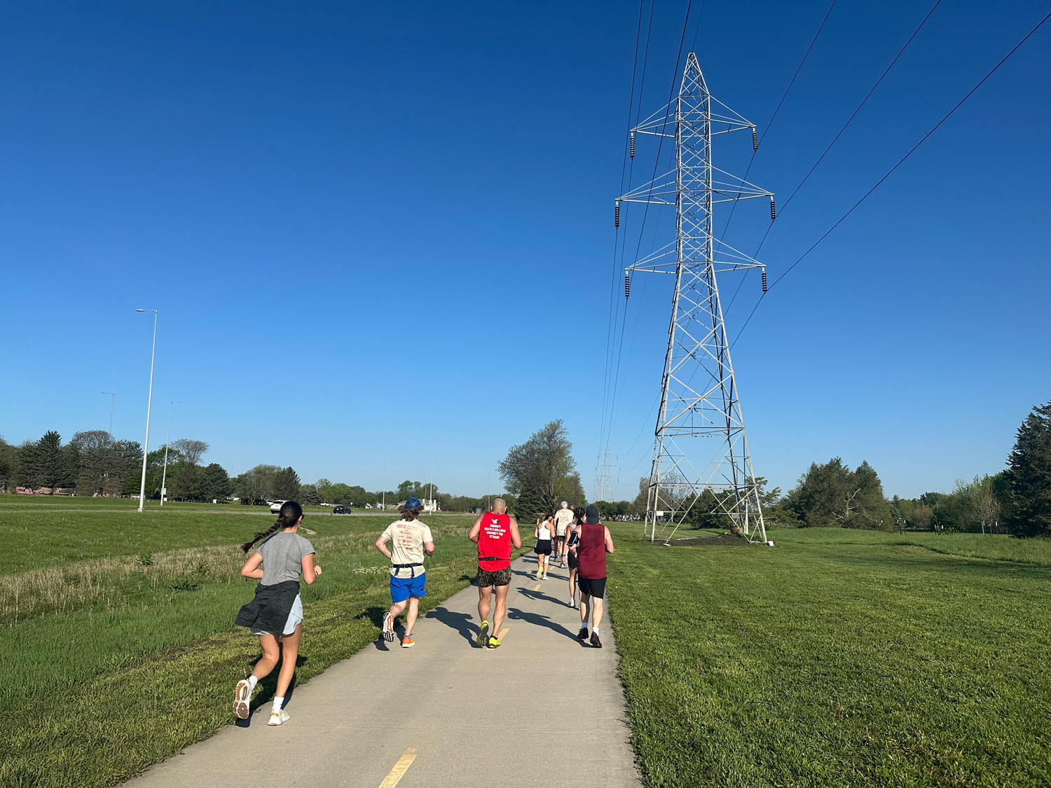 Paved trail stretch along Nebraska Parkway