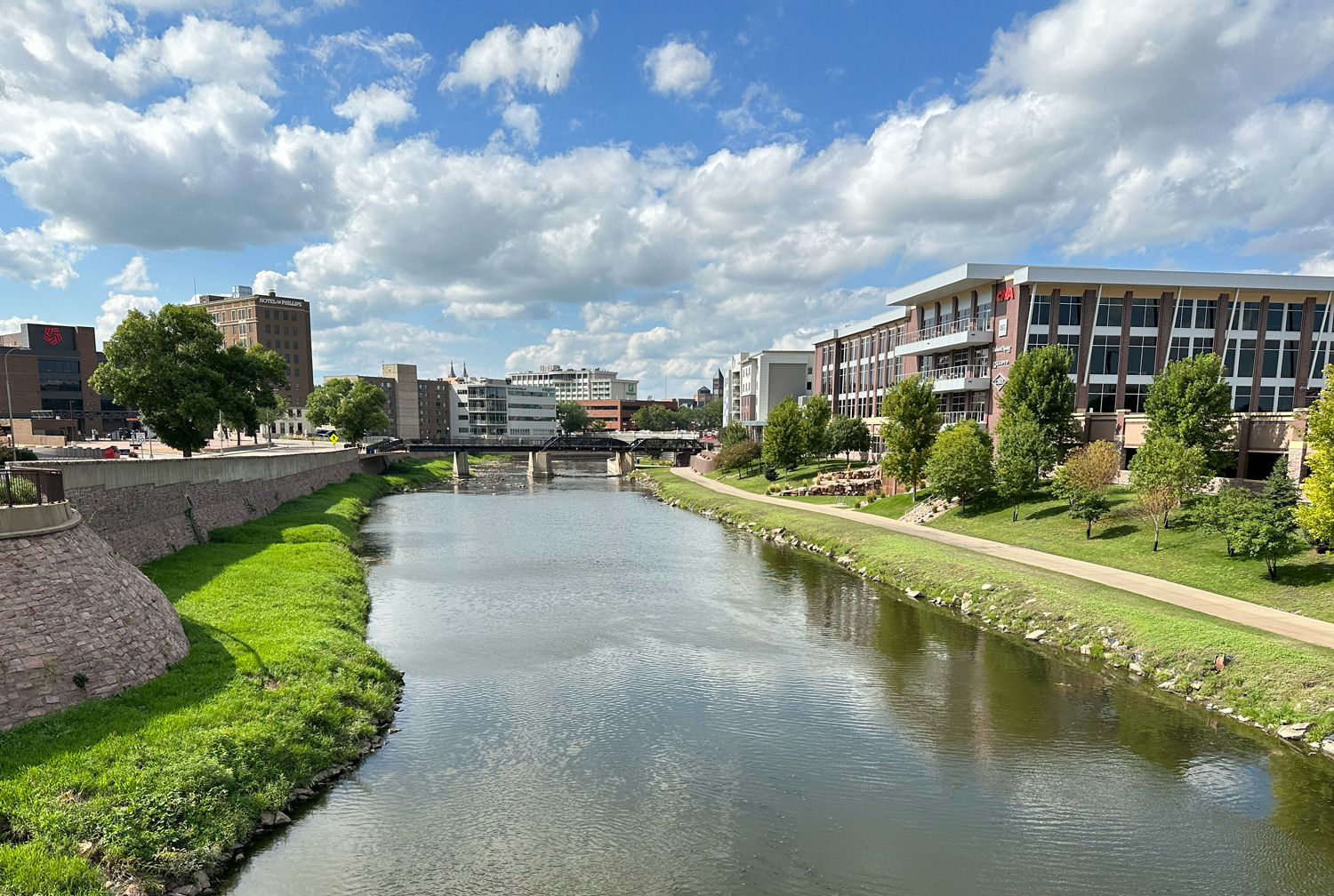 Downtown view over the Big Sioux River
